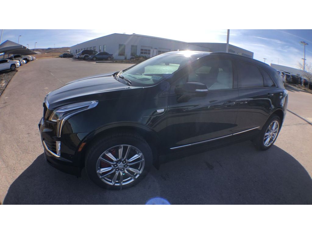 2025 Cadillac XT5