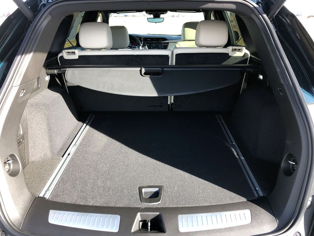 2025 Cadillac XT5