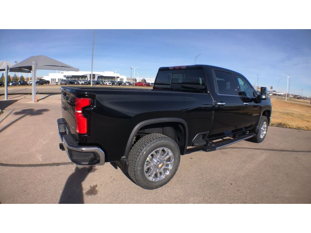 2025 Chevrolet Silverado 3500