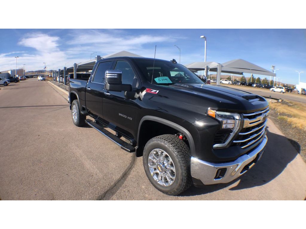 2025 Chevrolet Silverado 3500