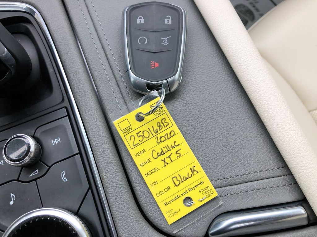 2020 Cadillac XT5