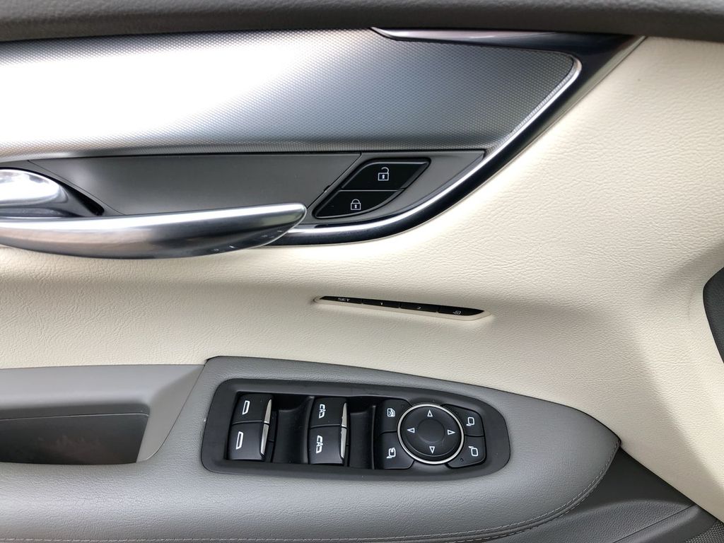 2020 Cadillac XT5