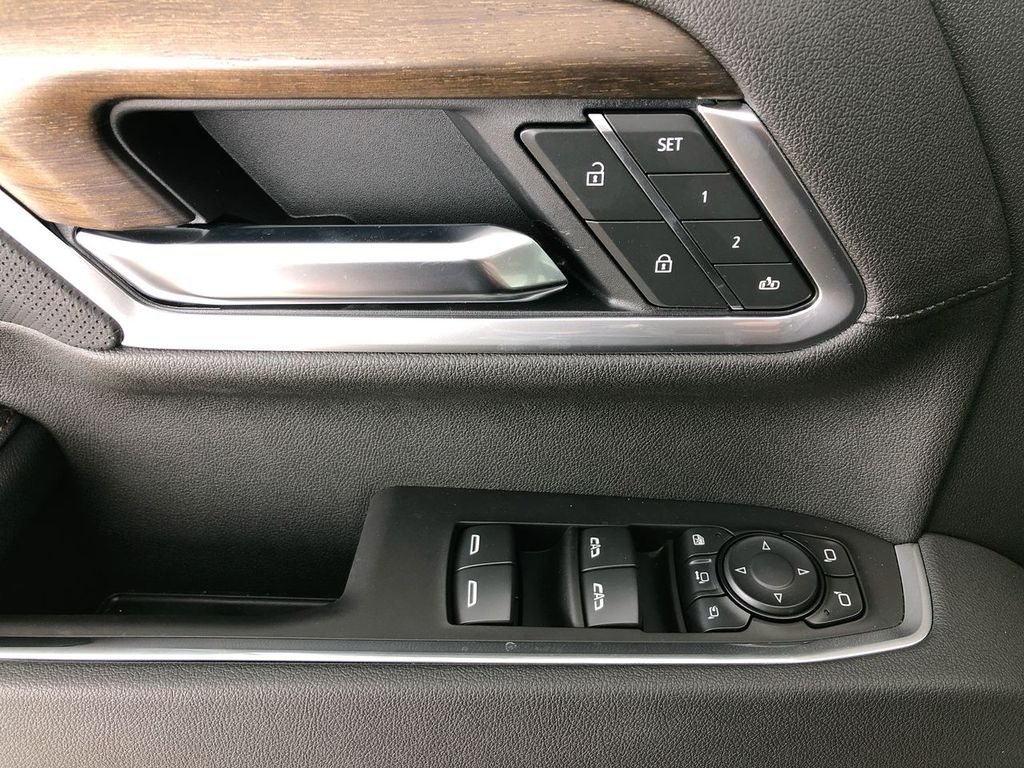 2025 Chevrolet Silverado 3500
