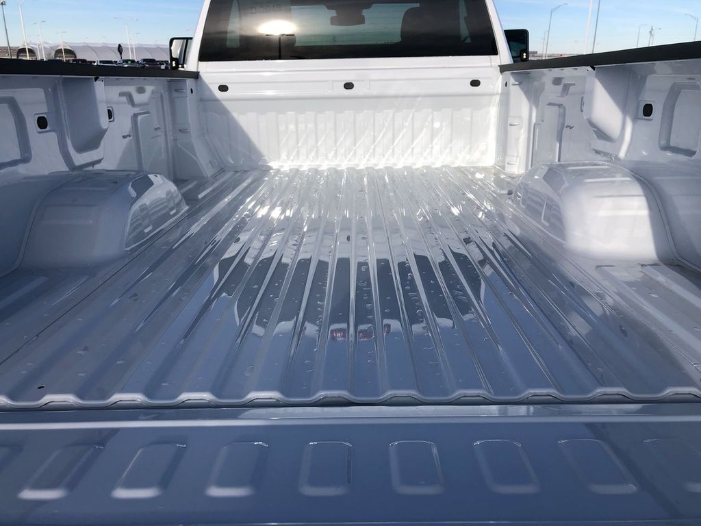 2025 Chevrolet Silverado 3500