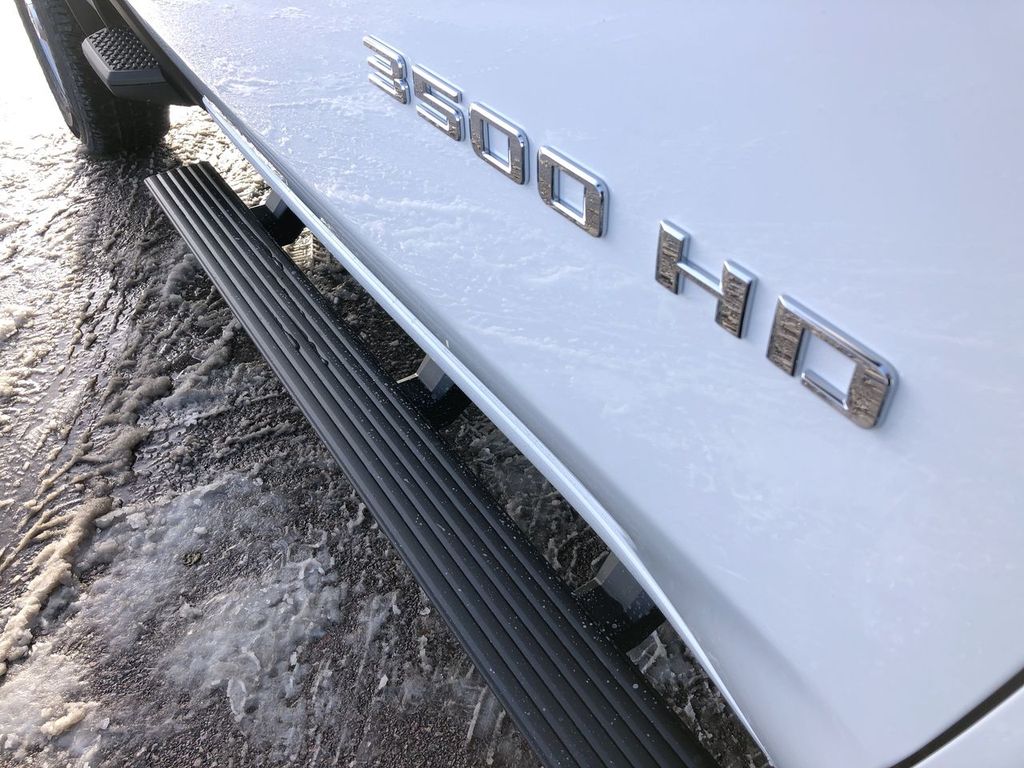 2025 Chevrolet Silverado 3500