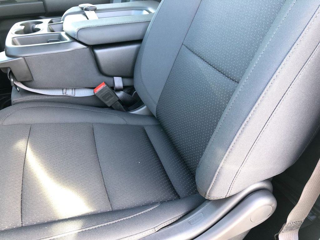 2025 Chevrolet Silverado 3500