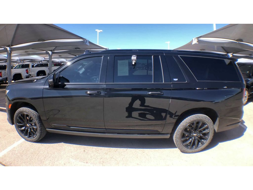 2022 Cadillac Escalade ESV