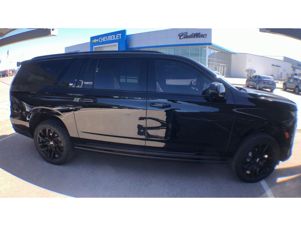 2022 Cadillac Escalade ESV