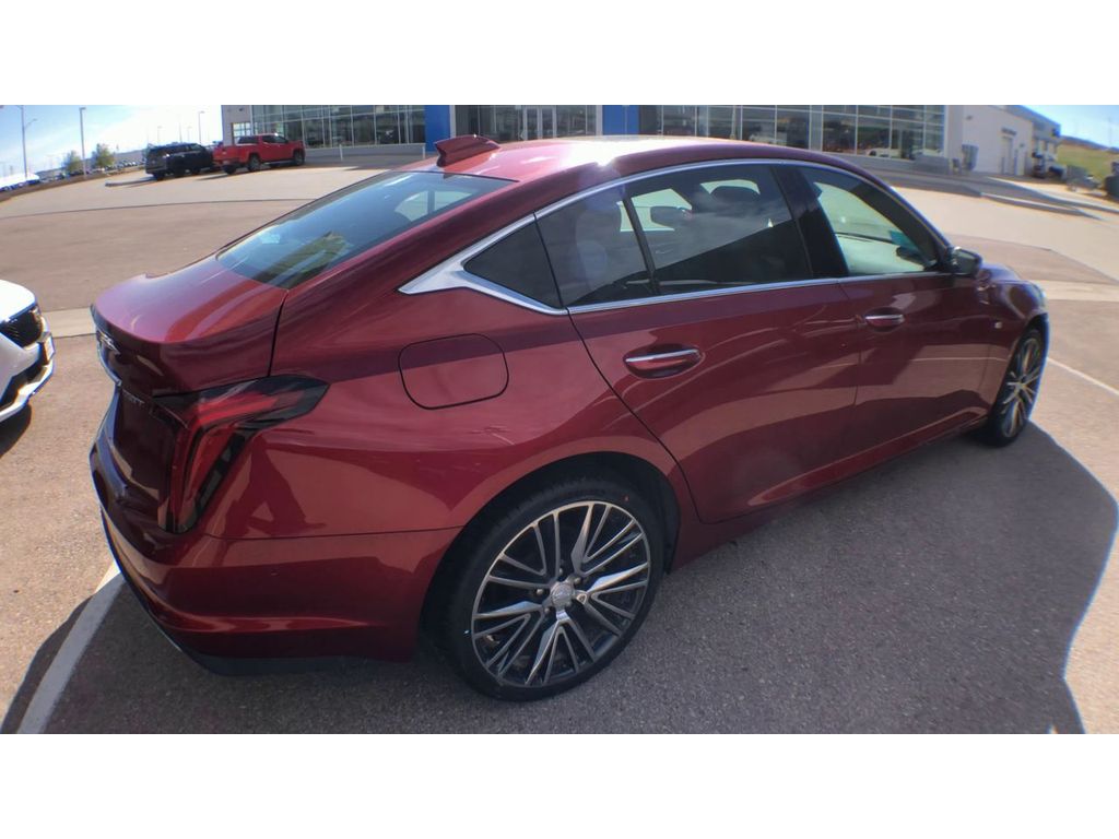 2025 Cadillac CT5