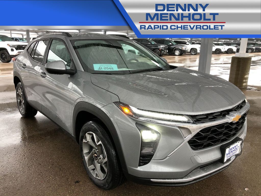 New 2025 Chevrolet Trax LT SUVs