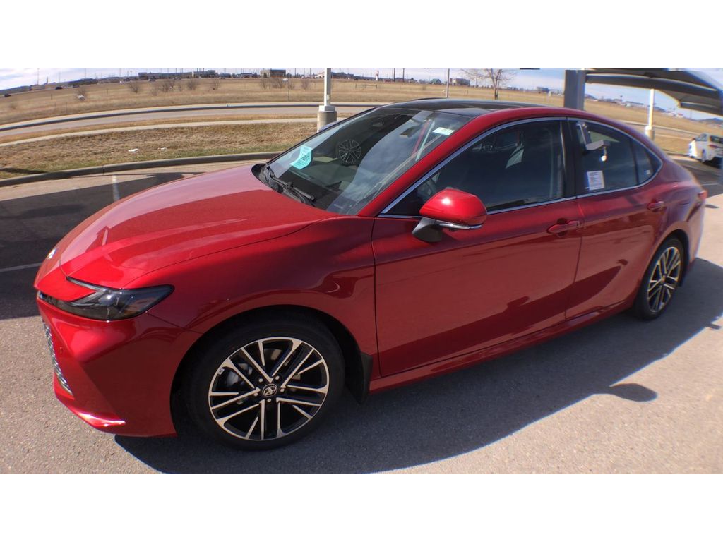 2025 Toyota Camry Hybrid
