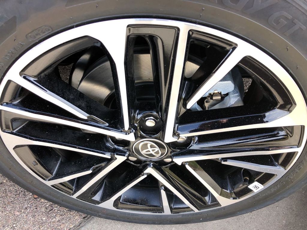 2025 Toyota Camry Hybrid