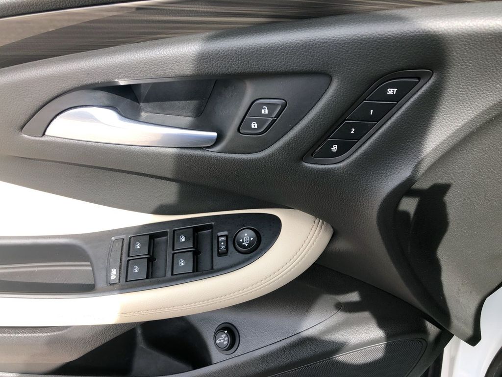 2020 Buick Envision