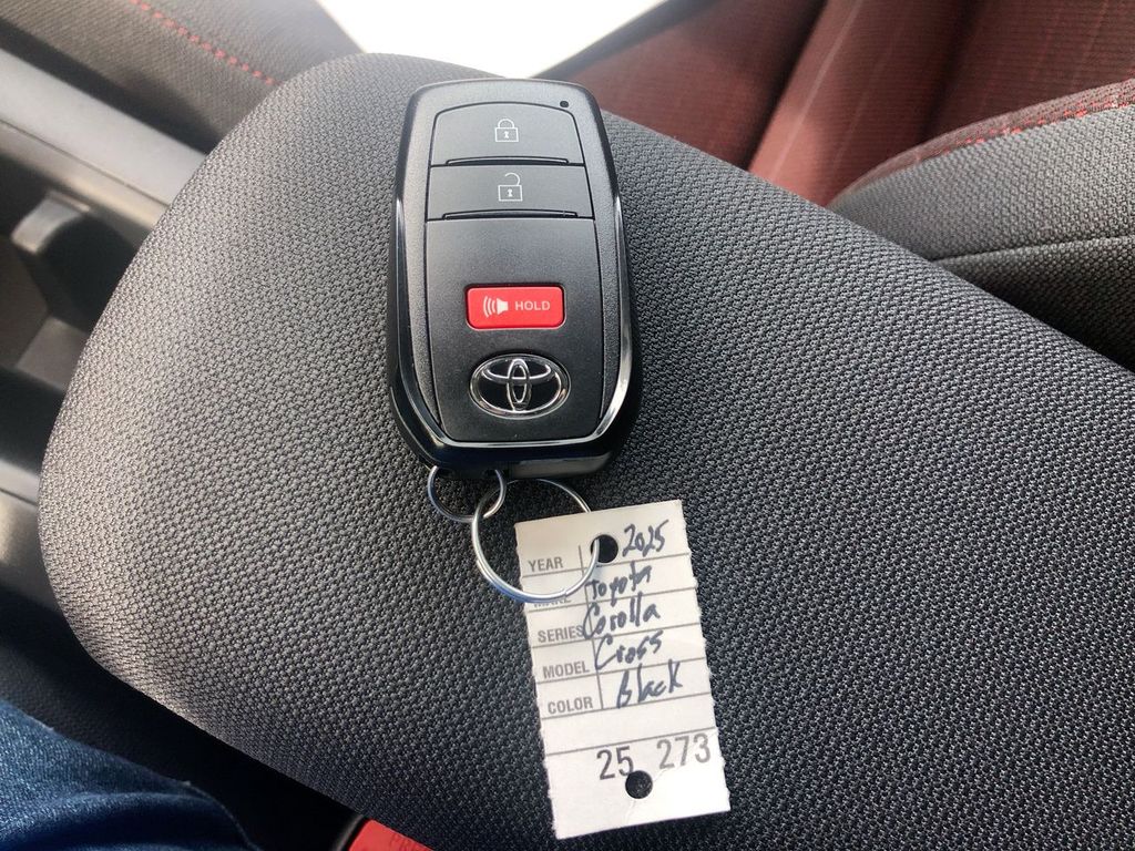 2025 Toyota Corolla Cross Hybrid