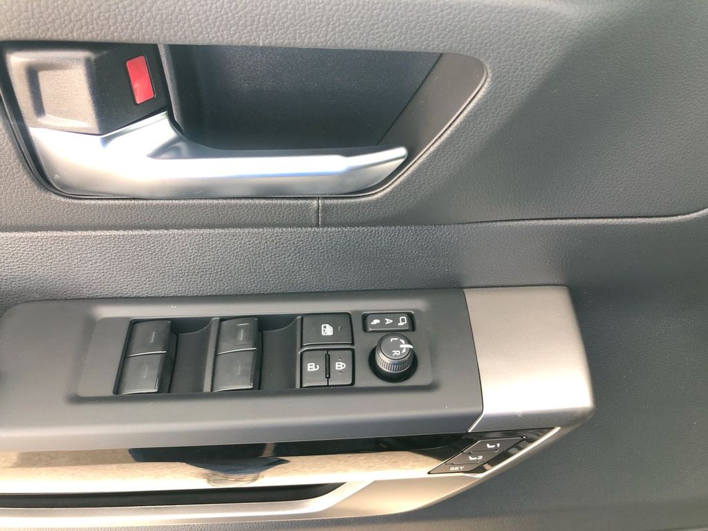 2025 Toyota Sequoia