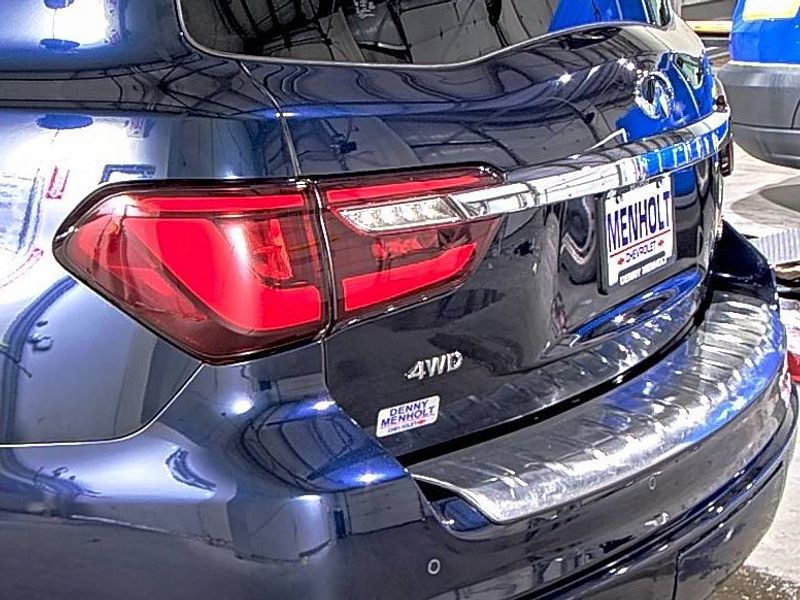 2024 INFINITI QX80