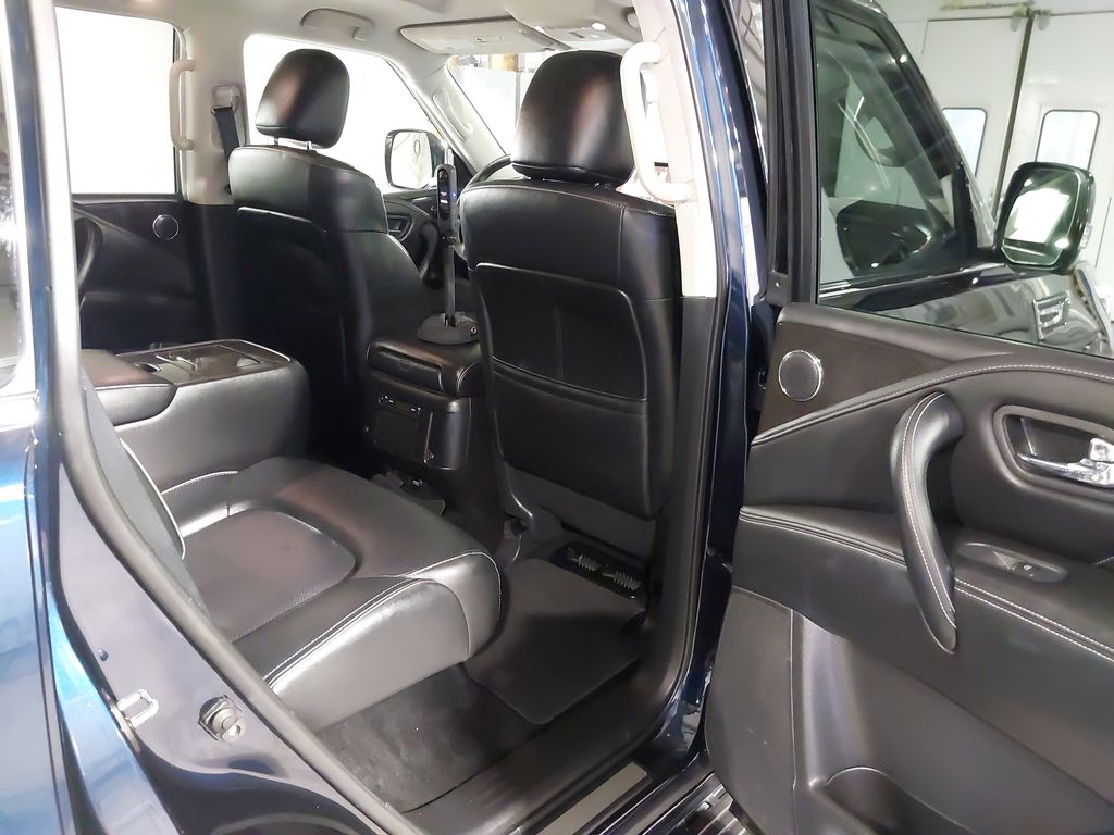 2024 INFINITI QX80