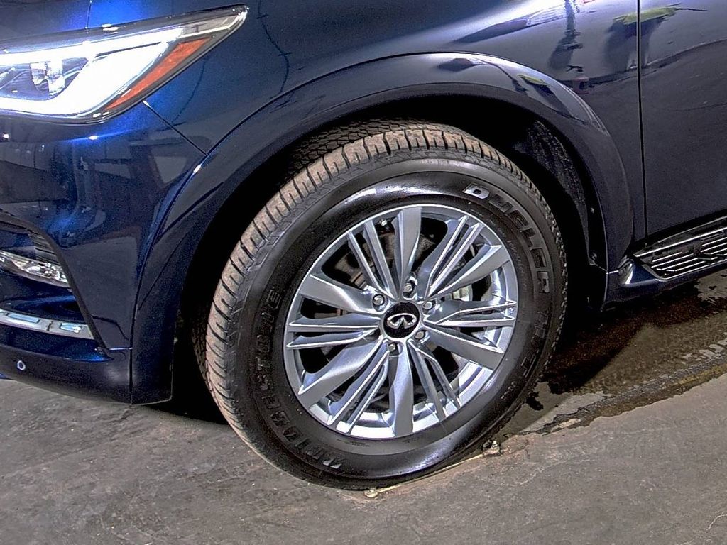 2024 INFINITI QX80