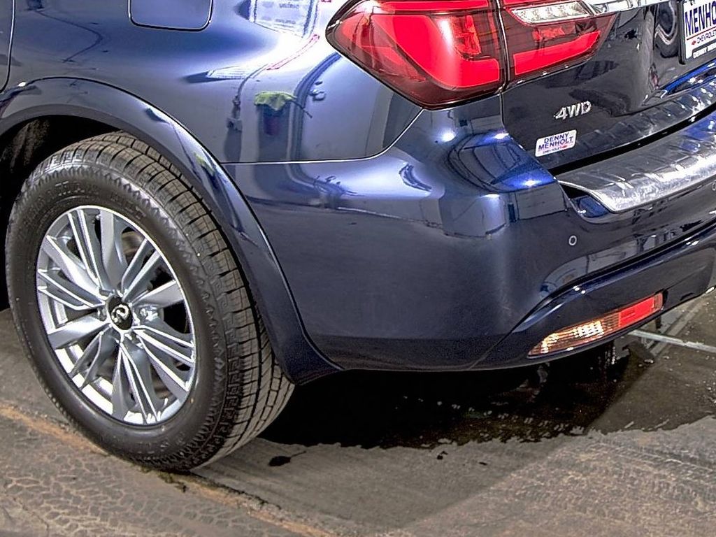2024 INFINITI QX80