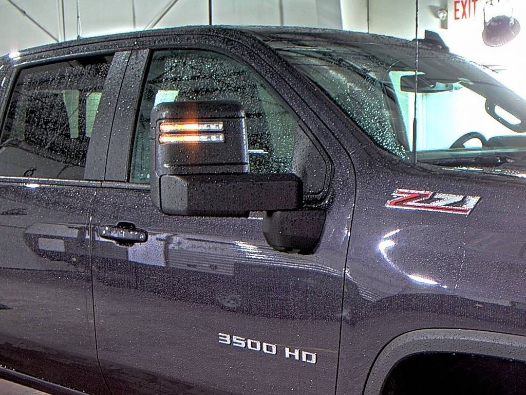2024 Chevrolet Silverado 3500