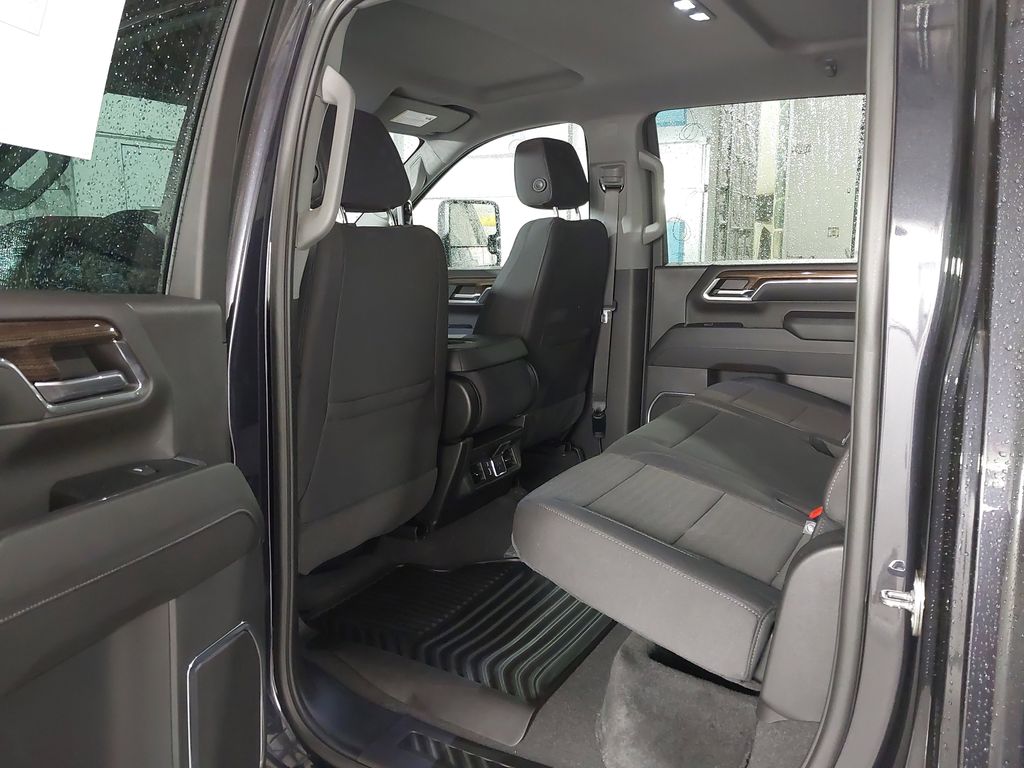 2024 Chevrolet Silverado 3500