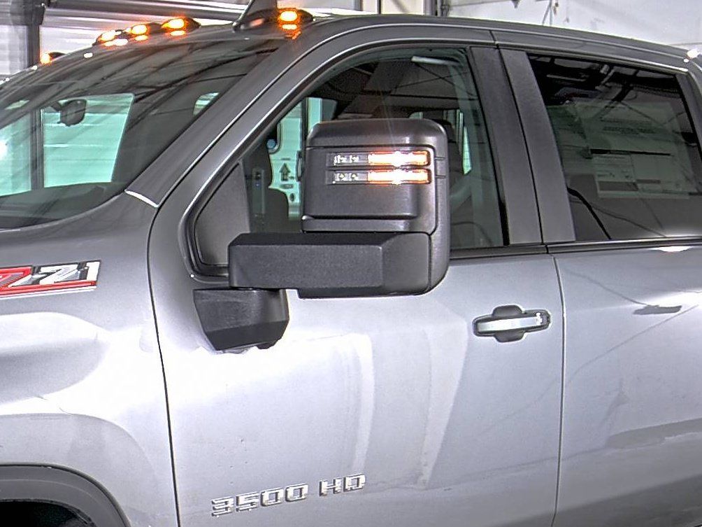 2025 Chevrolet Silverado 3500