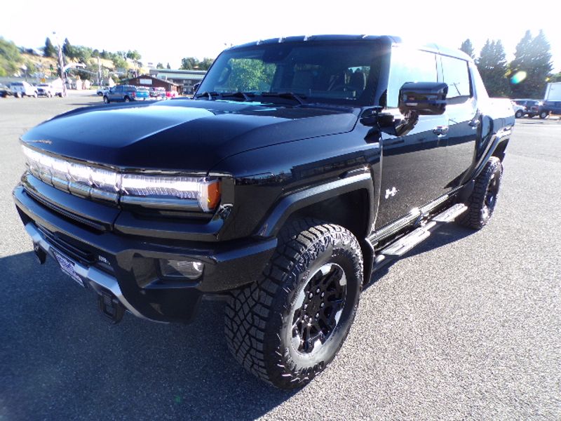 New 2025 GMC Hummer EV Pickup 3X Trucks