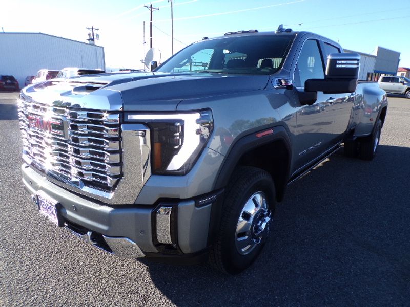 New 2025 GMC Sierra 3500 Denali Trucks
