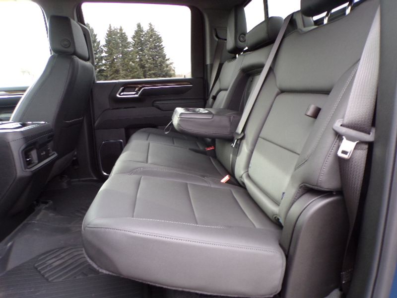 2025 Chevrolet Silverado 3500