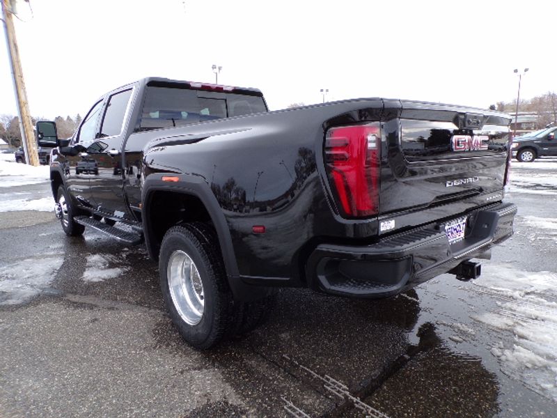 2025 GMC Sierra 3500