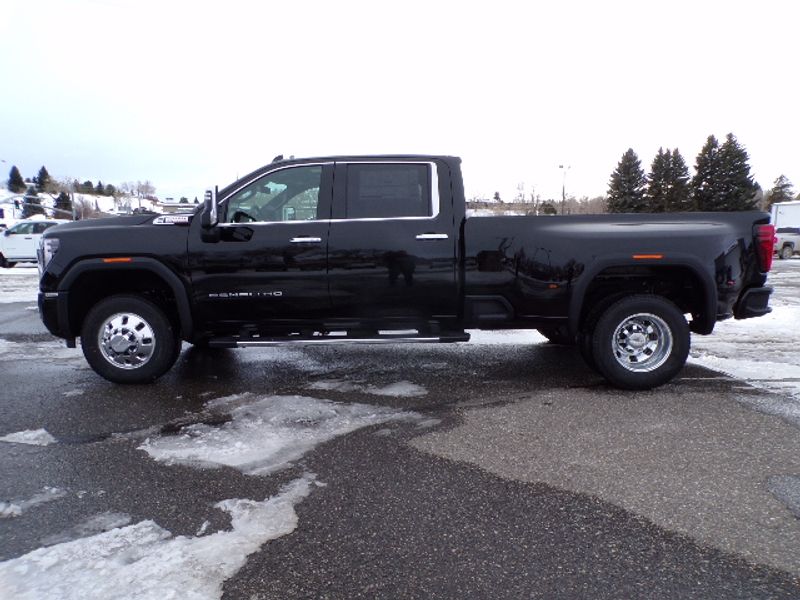 2025 GMC Sierra 3500