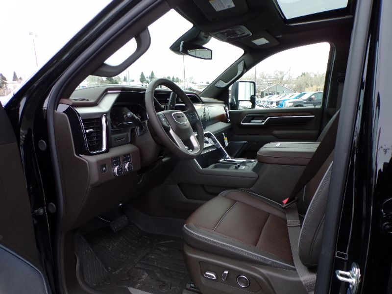 2025 GMC Sierra 3500