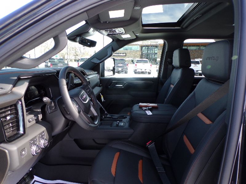 2025 GMC Sierra 3500