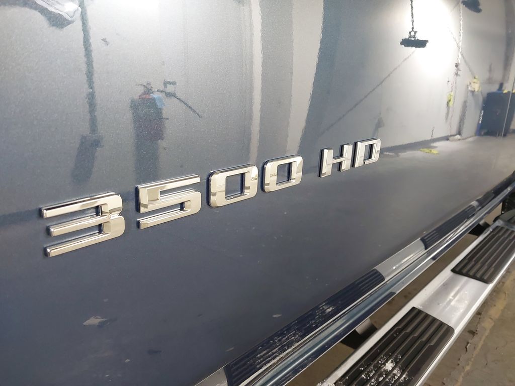 2025 Chevrolet Silverado 3500