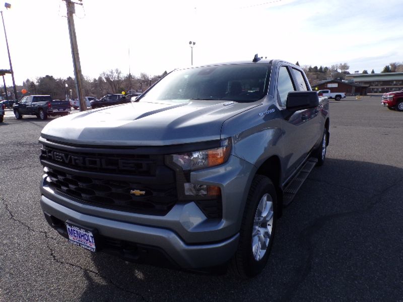 New 2025 Chevrolet Silverado 1500 Custom Trucks