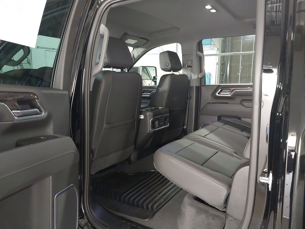 2025 Chevrolet Silverado 2500