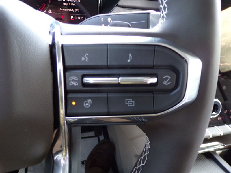 2025 GMC Acadia