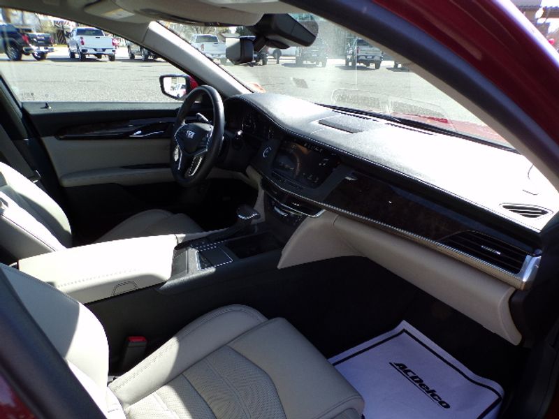 2017 Cadillac CT6