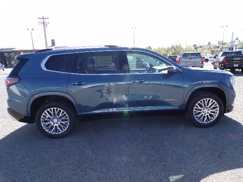 2025 GMC Acadia