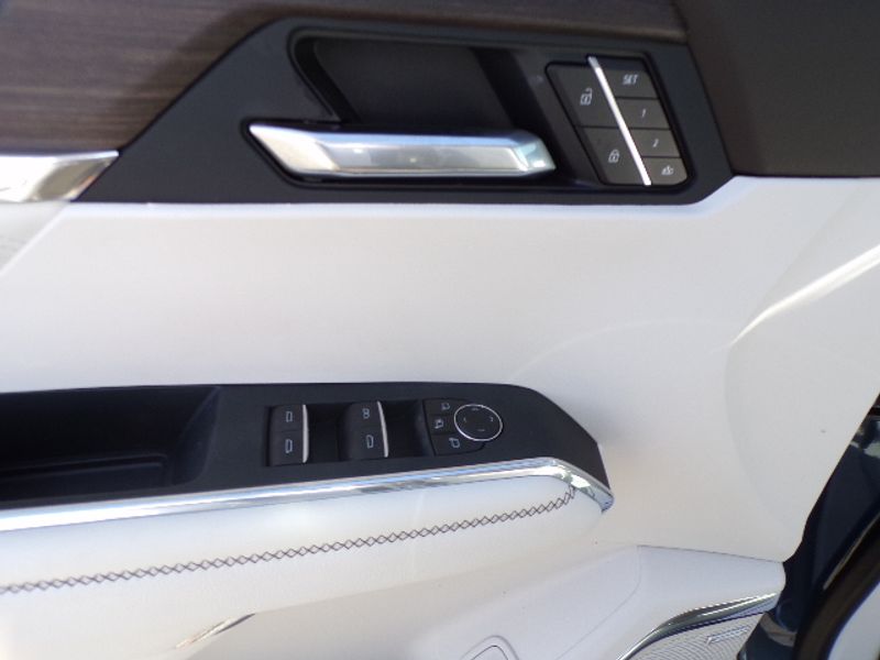 2025 GMC Acadia