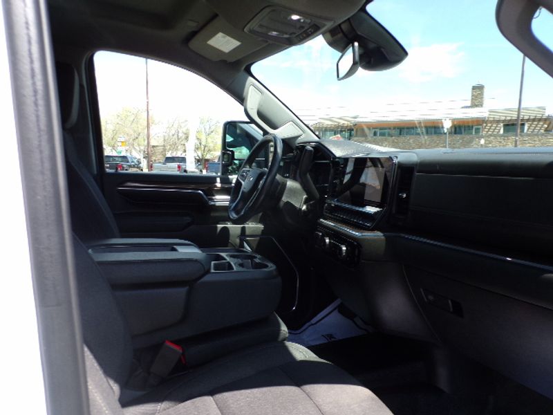2024 Chevrolet Silverado 3500