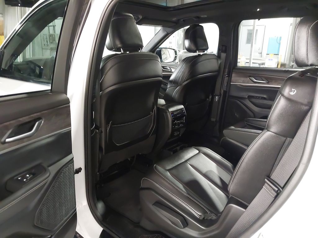 2024 Jeep Grand Cherokee L