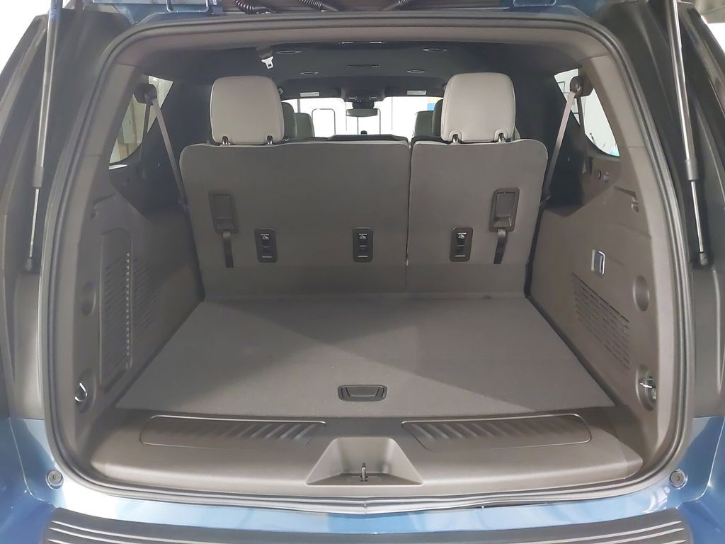 2025 Chevrolet Suburban