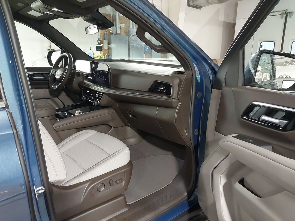 2025 Chevrolet Suburban