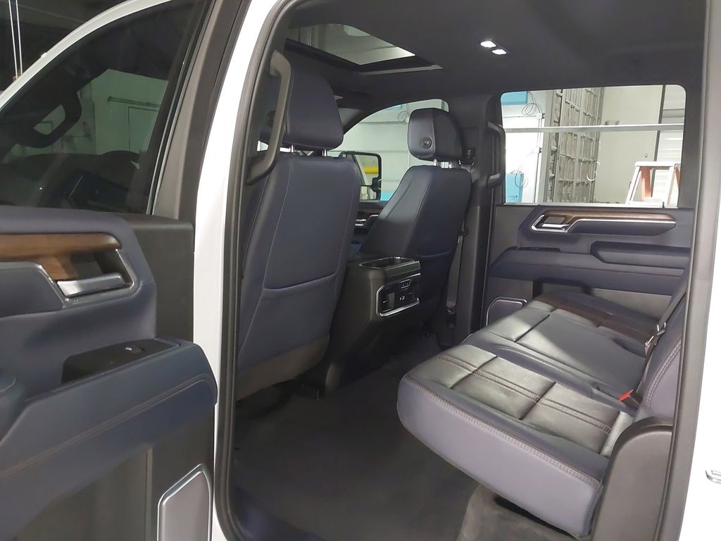 2024 Chevrolet Silverado 3500