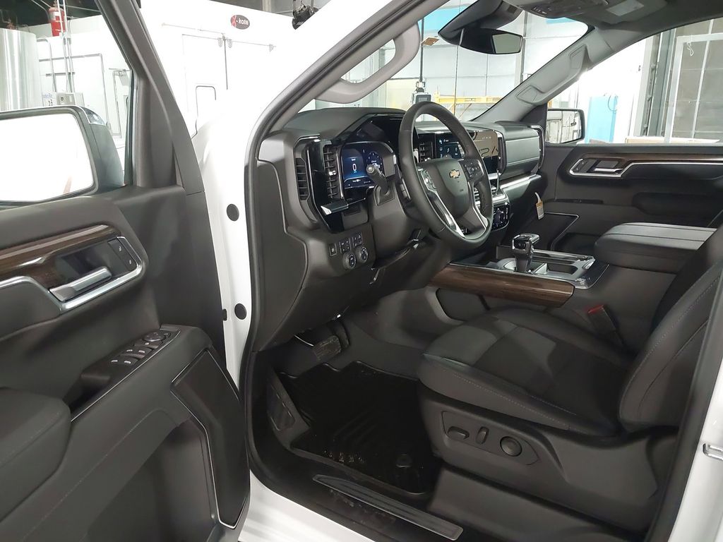 2025 Chevrolet Silverado 1500
