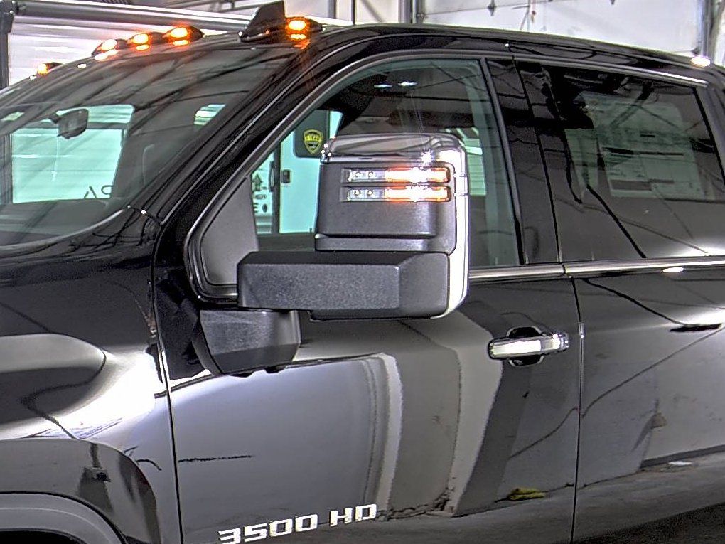 2025 Chevrolet Silverado 3500