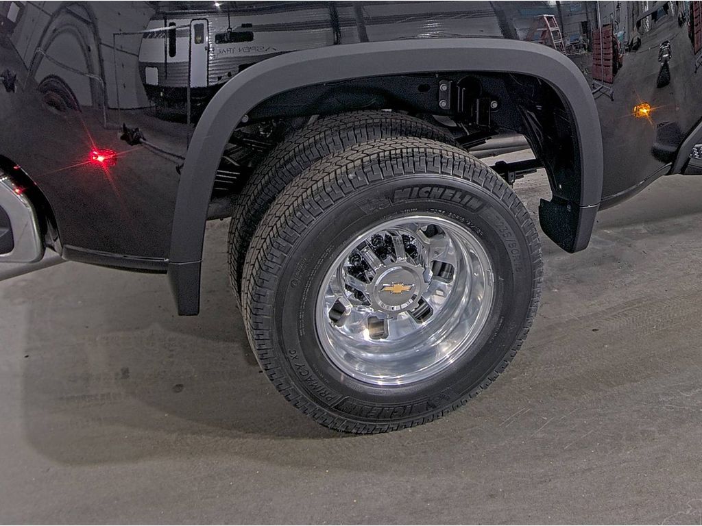 2025 Chevrolet Silverado 3500