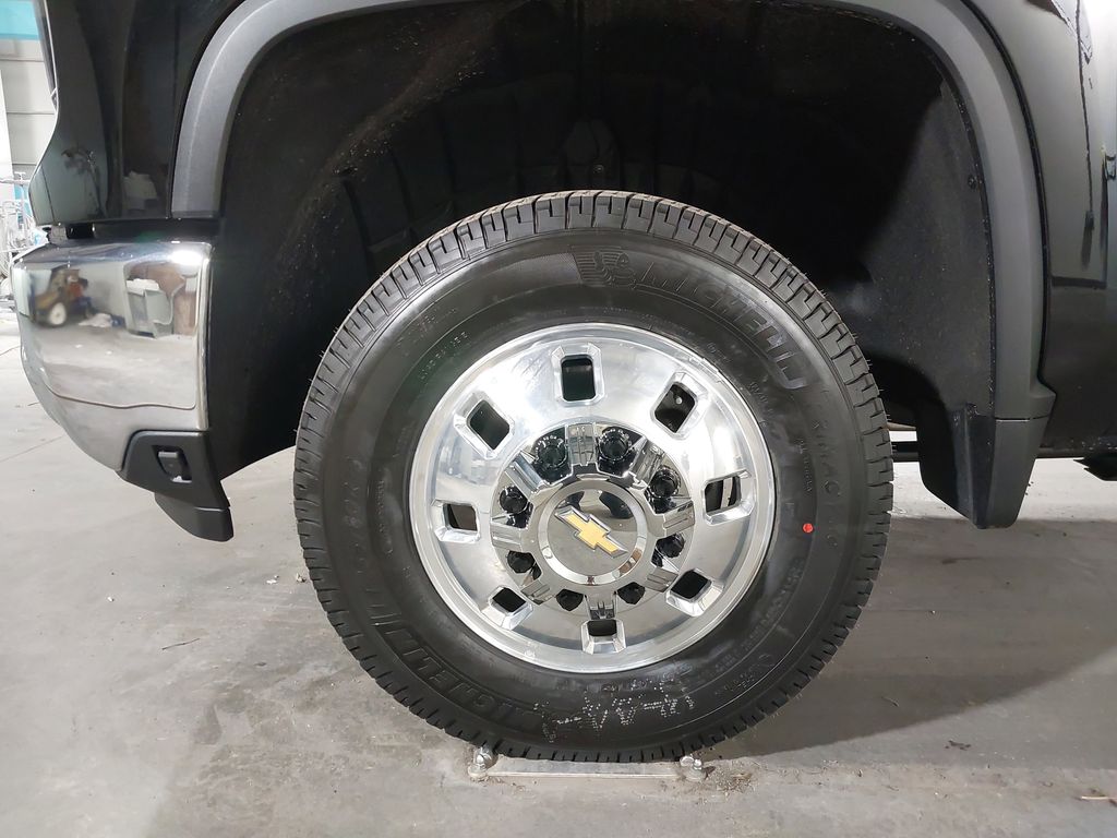 2025 Chevrolet Silverado 3500