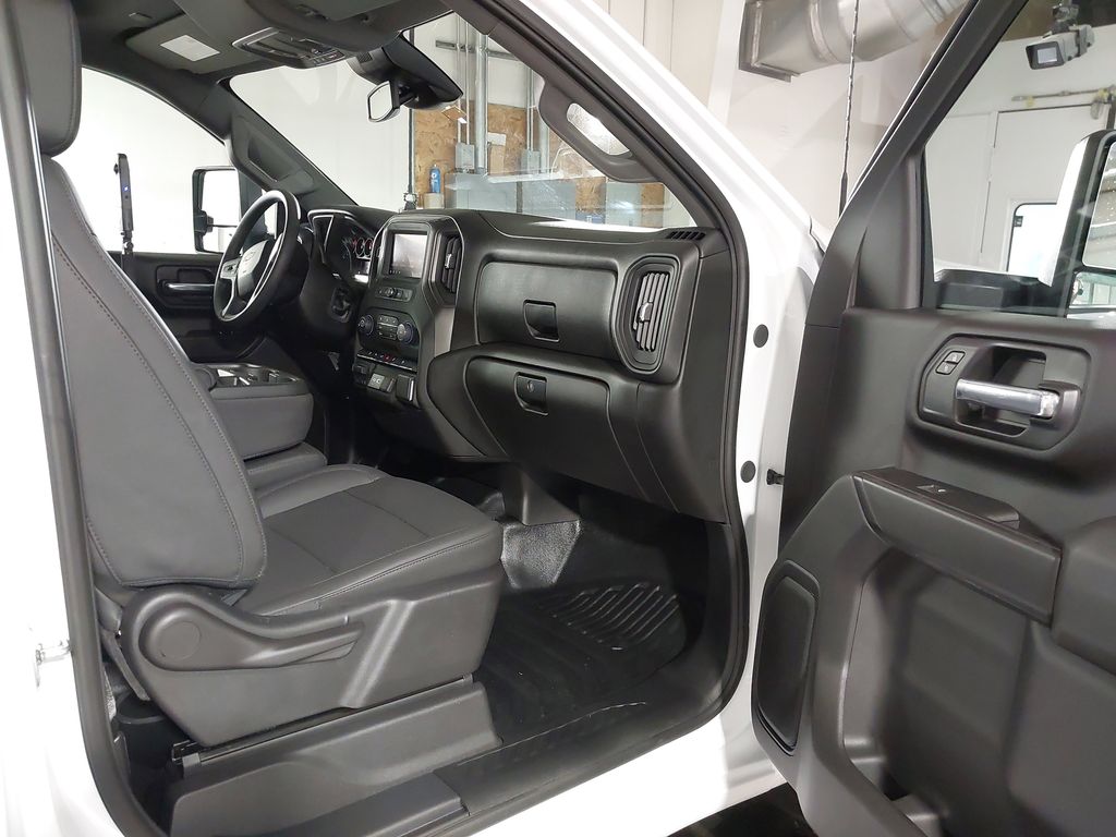 2025 Chevrolet Silverado 2500